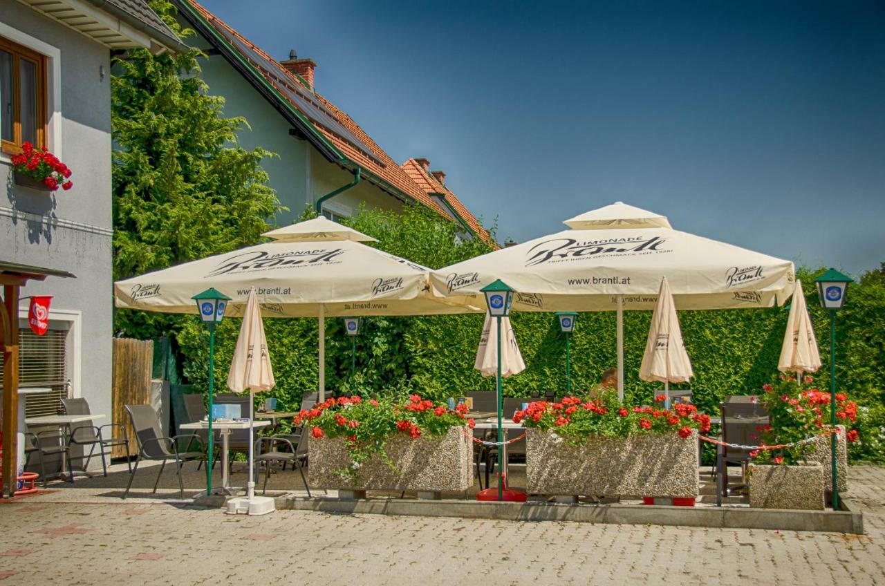 Gaestehaus Cafe Andrea Кёфлах Экстерьер фото